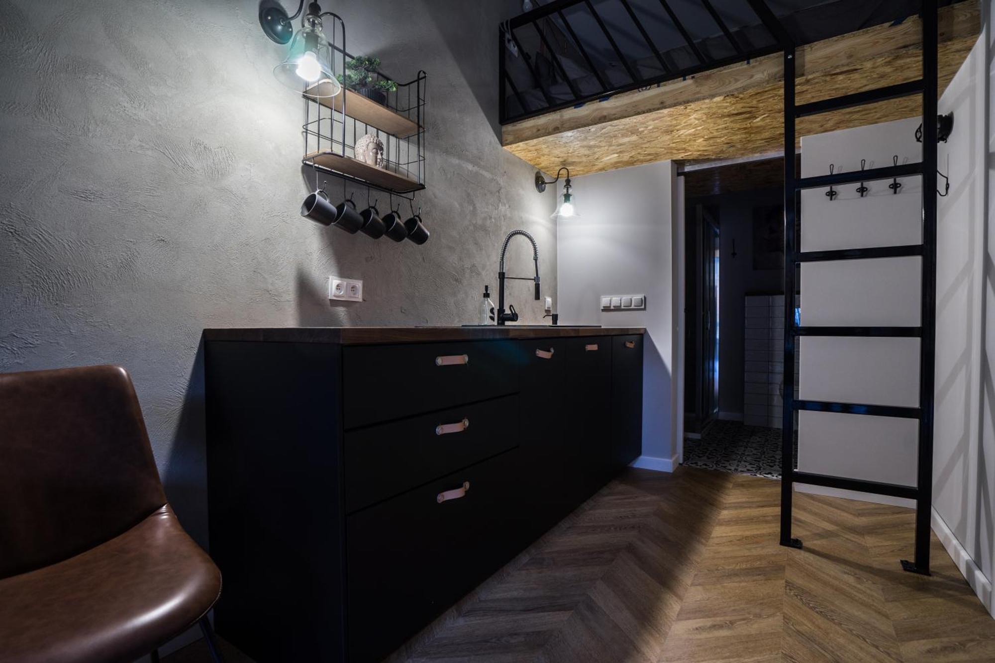 Close-urban Chic -2 - Praga Polnoc - - Zabkowska *